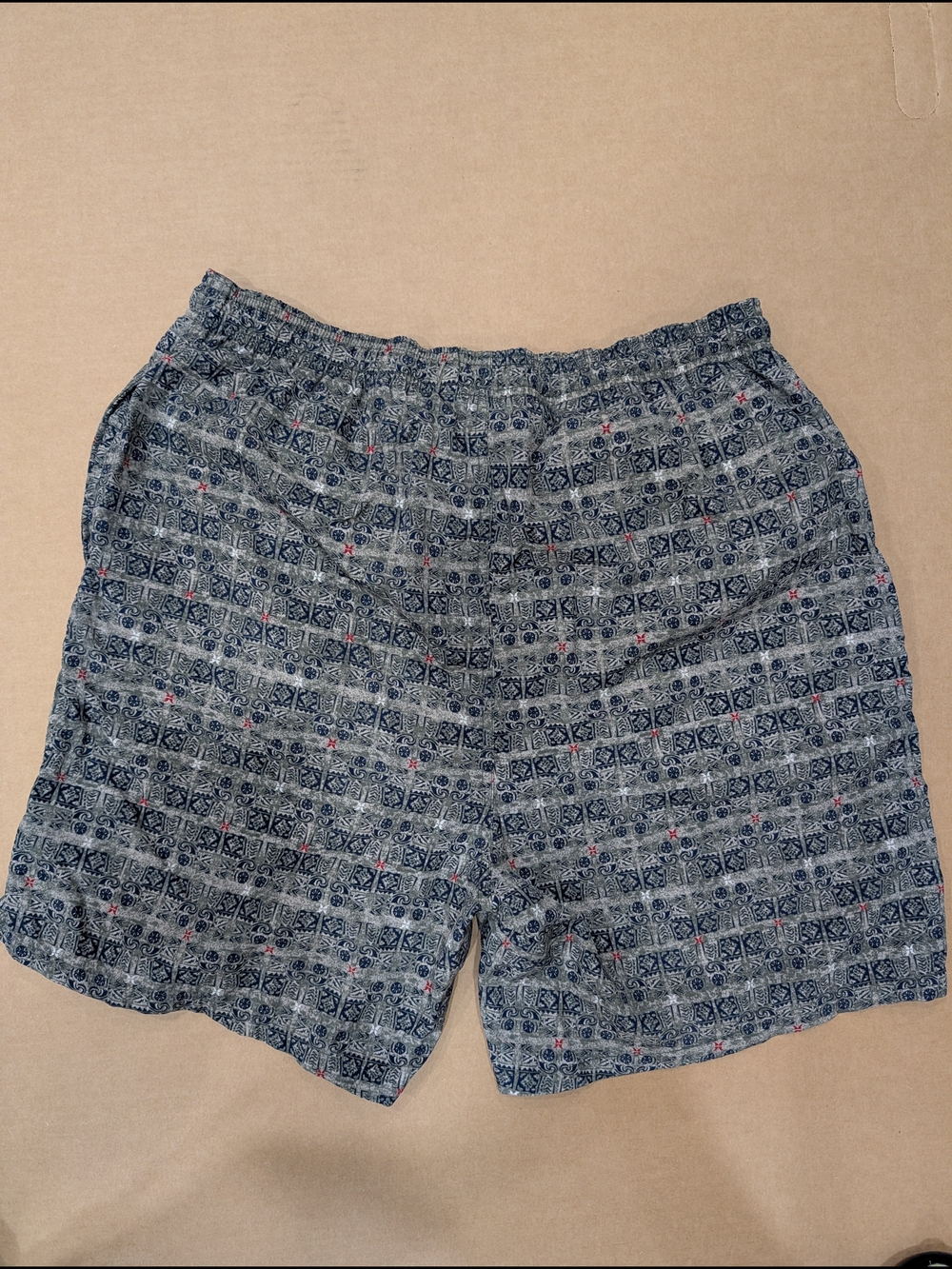 Trader Bay Size M Men's Olive Green Printed Swim Shorts